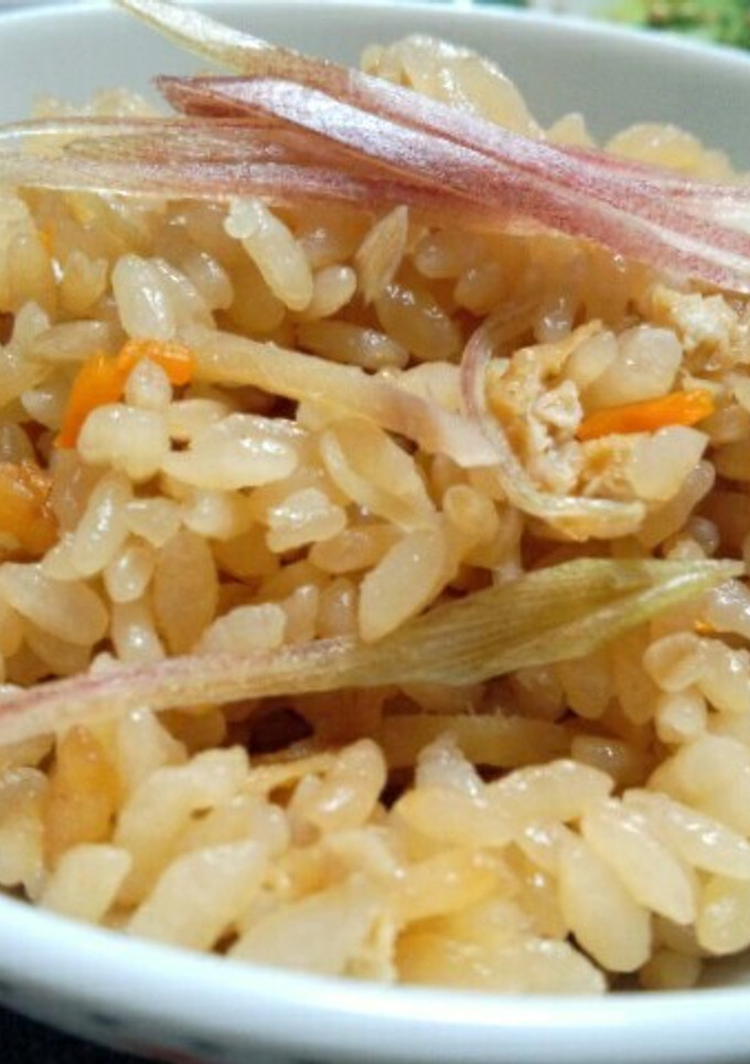 生姜とみょうがの炊き込み混ぜご飯-レシピのメイン写真