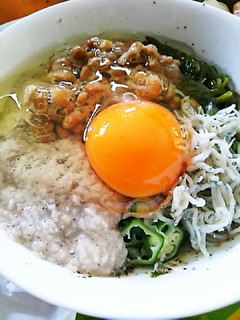 粘りすぎます?トロネバ卵ご飯-レシピのメイン写真