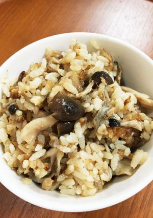 とっても簡単！きのこの炊き込みごはん-レシピのメイン写真