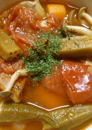 簡単！トマトとオクラのヘルシー野菜スープ-レシピのメイン写真