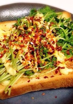 すぐに朝食！マヨ柚子コショウパン-レシピのメイン写真