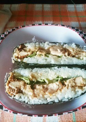 照り焼きチキンのおにぎらず-レシピのメイン写真