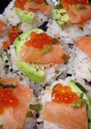 雑穀米でカップ寿司.。*,☆・.+.-レシピのメイン写真