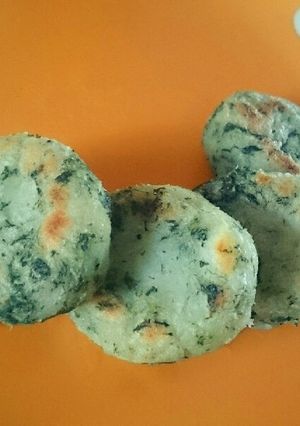 ほうれん草としらすのおやき♪離乳食後期-レシピのメイン写真