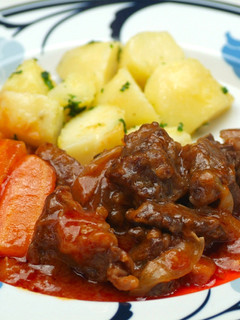 牛肉の赤ワイン煮込み-レシピのメイン写真