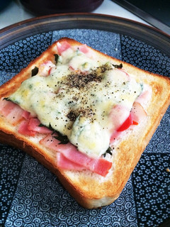 超簡単!夏のピザトースト-レシピのメイン写真