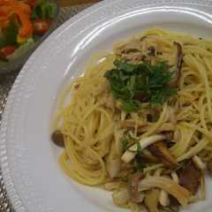 A picture of 貝柱水煮ときのこのパスタ.
