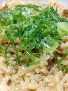 フライパンで*鶏ごぼうの炊き込みご飯-レシピのメイン写真
