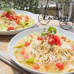 รูปของ 食欲増進「激うま冷やし酸辣湯麺」
