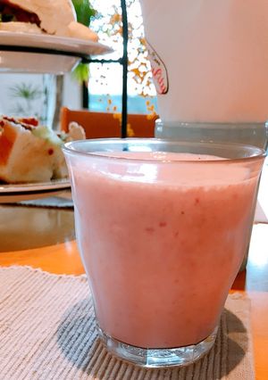 ストロベリースムージー☆フローズン-レシピのメイン写真