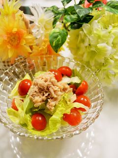 レタスとミニトマトマリネのSALAD-レシピのメイン写真