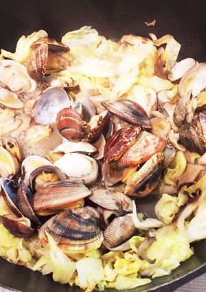 あさりとキャベツ、舞茸のバター蒸し-レシピのメイン写真