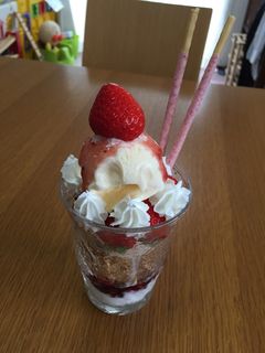 ヨーグルトパフェ-レシピのメイン写真