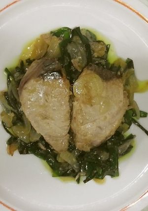 カツオのなまり節とニラと玉ねぎの炒め物-レシピのメイン写真