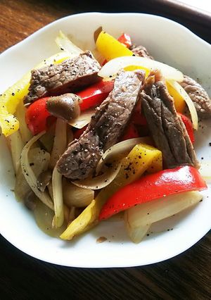 ステーキ肉で炒め物-レシピのメイン写真