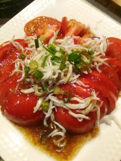 簡単*トマトとしらすのサラダ-レシピのメイン写真