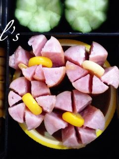 簡単かわいい花ウインナーソーセージお弁当-レシピのメイン写真