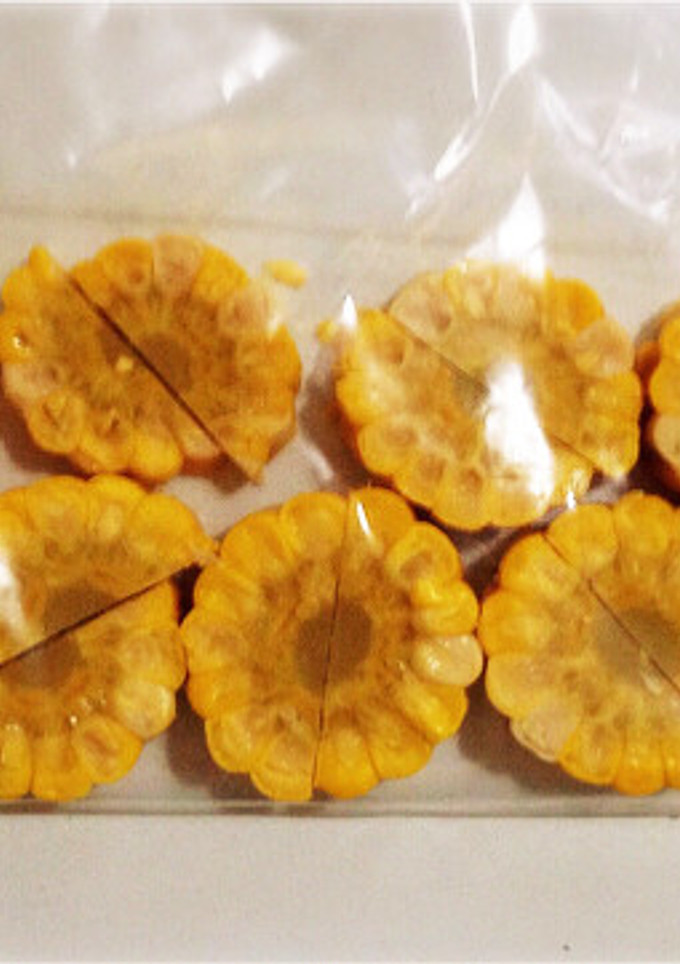 簡単お弁当用カットとうもろこし下準備-レシピのメイン写真