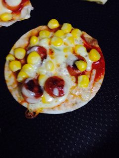 美味しい(*^^*)餃子の皮のピザ-レシピのメイン写真