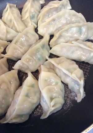 毎週末は餃子パーティー-レシピのメイン写真