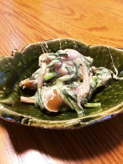 ☆春菊となめこの胡麻和え☆-レシピのメイン写真
