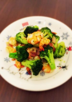 エビとブロッコリーのオリーブ炒め-レシピのメイン写真