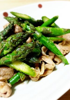 簡単！アスパラと豚肉の炒め物-レシピのメイン写真