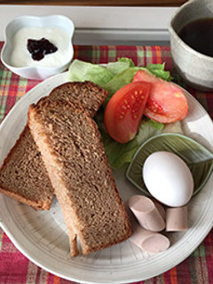 ホームベーカリーで作る全粒粉100%パン-レシピのメイン写真