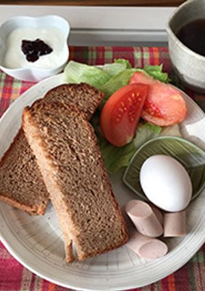 ホームベーカリーで作る全粒粉100％パン-レシピのメイン写真