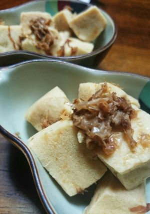 材料2つde簡単♪高野豆腐と鰹節の煮物-レシピのメイン写真