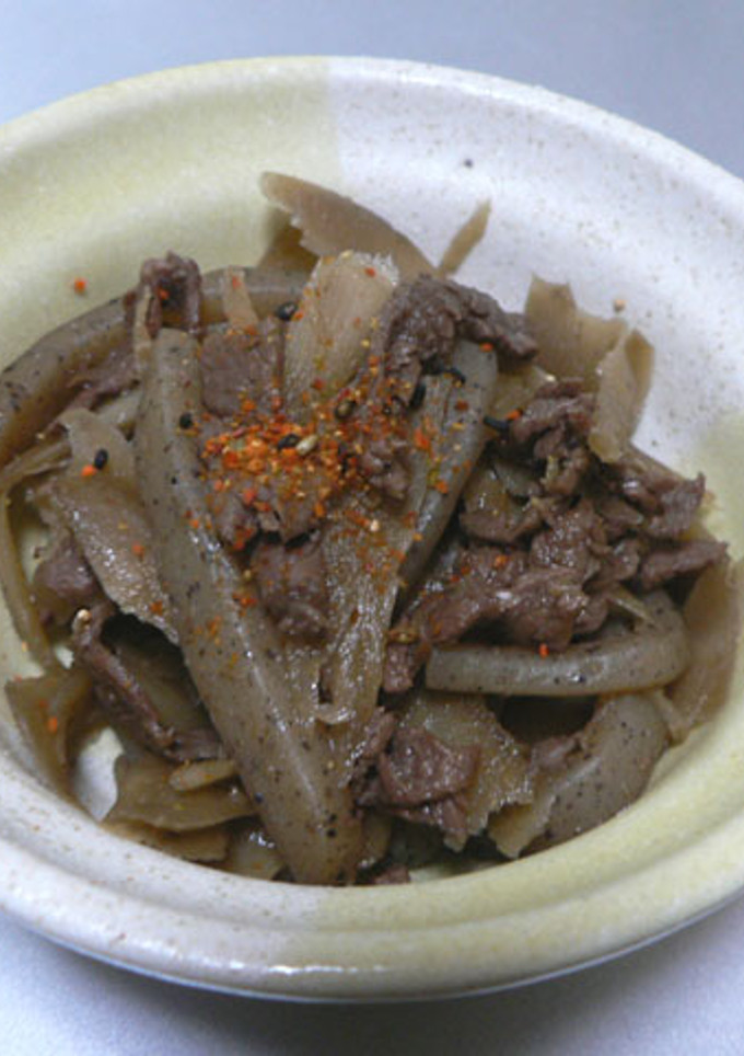 牛肉とごぼうとこんにゃくの煮物-レシピのメイン写真