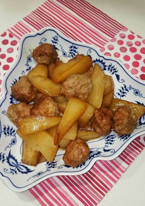 味染み大根と肉団子の煮物♪-レシピのメイン写真