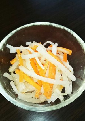 簡単副菜☆紅白ナムル-レシピのメイン写真