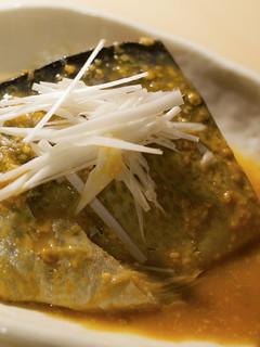 圧力鍋で骨まで柔らか!サバの味噌煮-レシピのメイン写真