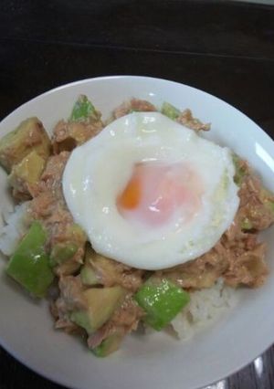 【主婦メシ】アボカドシーチキン丼-レシピのメイン写真