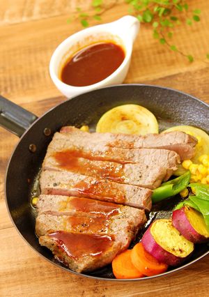 赤ワインとケチャップのステーキソース-レシピのメイン写真