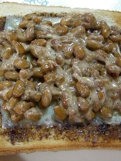 簡単、うまうま、納豆パン-レシピのメイン写真