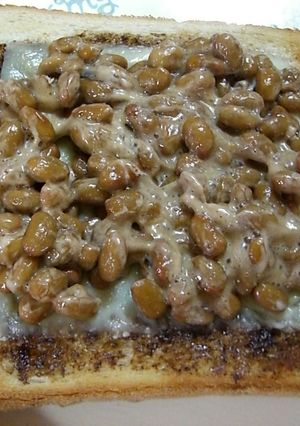 簡単、うまうま、納豆パン-レシピのメイン写真