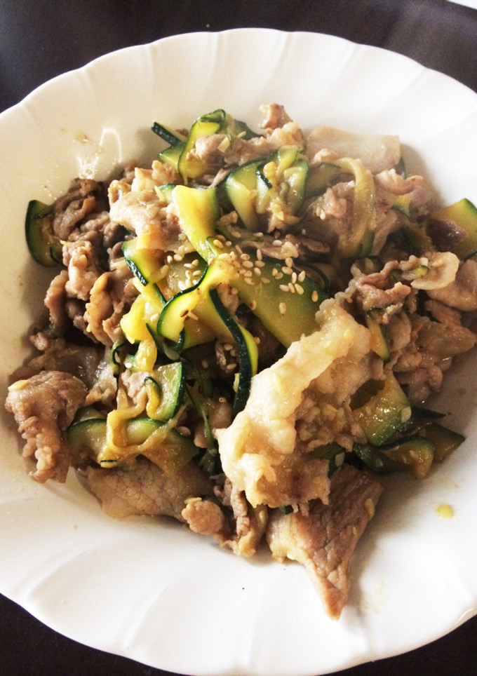 簡単♪豚肉とズッキーニ(なす)の炒め物-レシピのメイン写真
