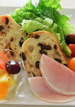 クルミとレーズン入りのカンパーニュ-レシピのメイン写真