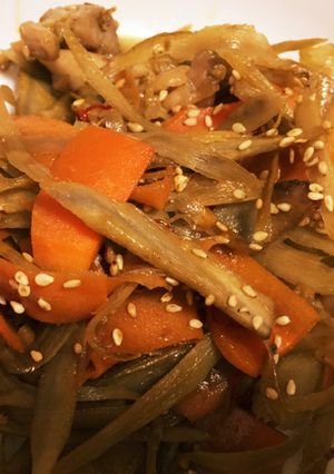 鶏肉入り、ピーラーでごぼうのきんぴら-レシピのメイン写真
