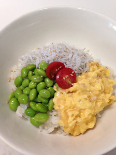 夏向き!じゃこ・枝豆・たまごの3色丼-レシピのメイン写真