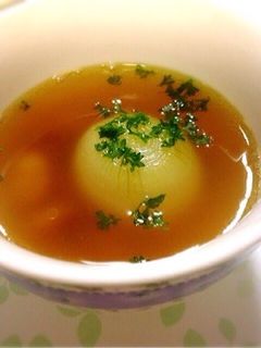 新玉ねぎの丸ごとスープ-レシピのメイン写真