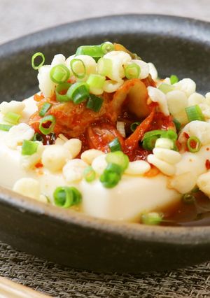 簡単料理☆めんつゆでキムチやっこ-レシピのメイン写真