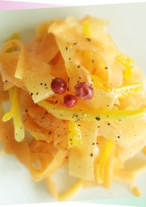 ドライマンゴーと人参のカフェ風サラダ-レシピのメイン写真