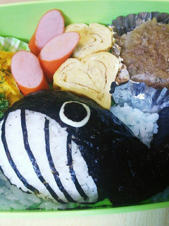 クジラのかわいいお弁当☆-レシピのメイン写真