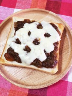 余ったカレーで★カレートースト-レシピのメイン写真