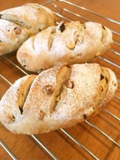 レーズンくるみ☆ライ麦パン-レシピのメイン写真