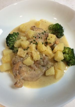 鶏モモ肉のフリカッセ-レシピのメイン写真