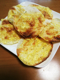 餃子の皮で香ばしオヤツ♡-レシピのメイン写真